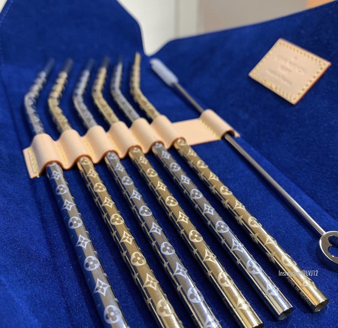 Louis Vuitton vừa ra mắt bộ ống hút hơn 30 triệu đồng đã lập tức cháy hàng - Ảnh 2. Louis Vuitton vừa ra mắt bộ ống hút hơn 30 triệu đồng đã lập tức cháy hàng - Ảnh 2.