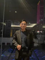 user-avatar