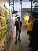 user-avatar